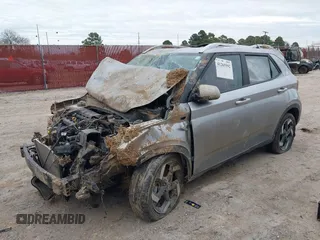2024 Hyundai Venue SEL with VIN KMHRC8A32RU333999, listed as a IAAI auction lot 41265592 with 17,616 mi miles and . Bid and sale history available at DreamBid. Image 2.