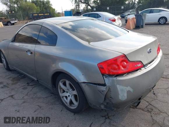 2006 Infiniti G35 with VIN JNKCV54E16M715225, listed as a IAAI auction lot 41359174 with 174,288 mi miles. Bid and sale history available at carsss.com. Image 3.