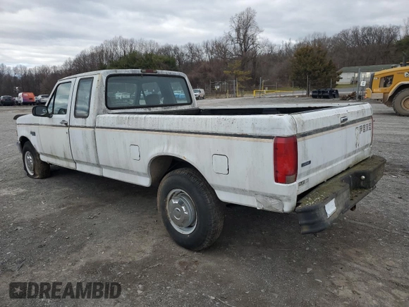 1994 Ford F-250 with VIN 1FTHX25M1RKA94137, listed as a Copart auction lot 47474555 with 163,446 mi miles and Clean Title. Bid and sale history available at DreamBid. Image 2.
