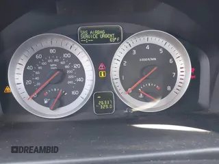 2013 Volvo C70 T5 с VIN YV1672MC2DJ137263, выставлен на аукционе IAAI как лот 41834316 с пробегом 26 337 миль миль и . История ставок и продаж доступна на DreamBid. Изображение 16.