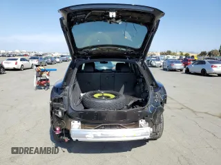 2022 Audi e-tron Premium Plus with VIN WA1LAAGE3NB009881, listed as a Copart auction lot 55096875 with 31,718 mi miles and Salvage title. Bid and sale history available at DreamBid. Image 6.
