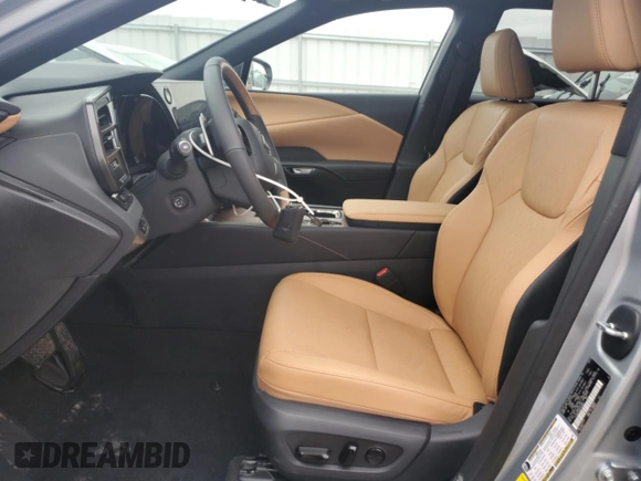 2024 Lexus RX 350h with VIN 2T2BBMCA8RC049993, listed as a Copart auction lot 60060935 with 3,013 mi miles and Salvage title. Bid and sale history available at DreamBid. Image 7.