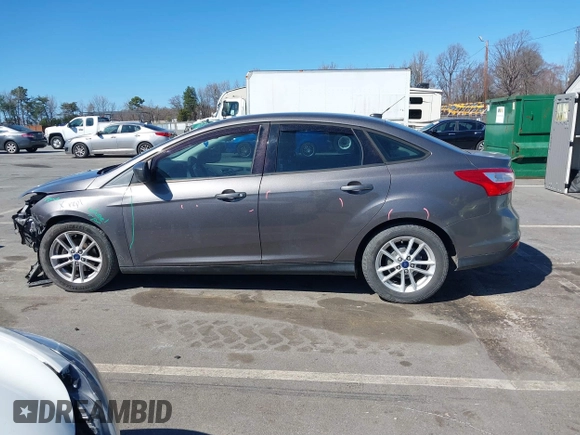 2012 Ford Focus SE with VIN 1FAHP3F23CL287402, listed as a IAAI auction lot 41814364 with 181,686 mi miles. Bid and sale history available at carsss.com. Image 14.