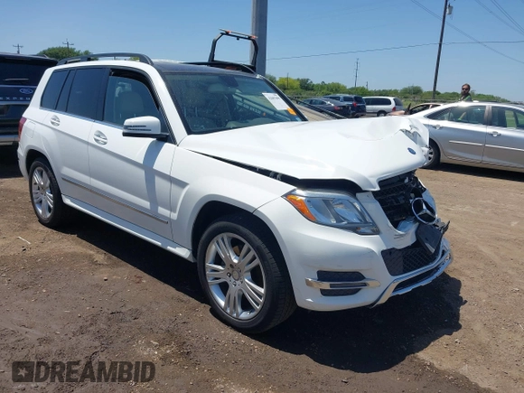 2015 Mercedes-Benz GLK 350 z VIN WDCGG5HB5FG342020, wystawiony jako IAAI lot #42007099 z przebiegiem 128 625 mil mil oraz . Historia ofert i sprzedaży dostępna na DreamBid. Obrazek 1.