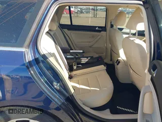 2014 Volkswagen Jetta TDI w/Sunroof & Nav с VIN 3VWPL7AJ3EM619215, выставлен на аукционе IAAI как лот 41868823 с пробегом 131 429 миль миль и . История ставок и продаж доступна на DreamBid. Изображение 8.