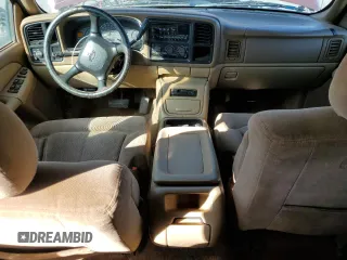 2000 Chevrolet Suburban LS with VIN 3GNEC16T2YG160819, listed as a Copart auction lot 77664344 with 200,816 mi miles and Salvage title. Bid and sale history available at DreamBid. Image 8.