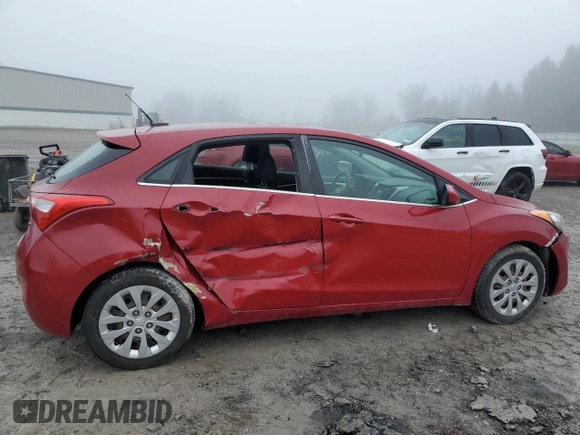 2017 Hyundai Elantra z VIN KMHD35LH7HU377089, wystawiony jako Copart lot #55217705 z przebiegiem 83 467 mil mil oraz Szkoda całkowita • Salvage title. Historia ofert i sprzedaży dostępna na DreamBid. Obrazek 3.