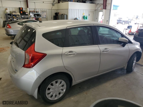 2015 Nissan Versa Note SV with VIN 3N1CE2CP6FL358785, listed as a Copart auction lot 53677585 with 186,044 mi miles and Clean Title. Bid and sale history available at carsss.com. Image 3.