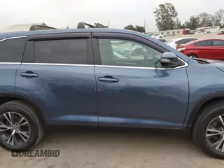 2019 Toyota Highlander LE z VIN 5TDZARFH2KS051554, wystawiony jako IAAI lot #42185481 z przebiegiem 206 754 mil mil oraz . Historia ofert i sprzedaży dostępna na DreamBid. Obrazek 13.