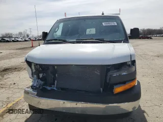 2022 GMC Savana Cargo with VIN 1GTW7AFP4N1147665, listed as a Copart auction lot 54802085 with 42,261 mi miles and Salvage Title. Bid and sale history available at DreamBid. Image 5.