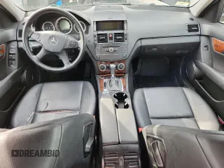 2009 Mercedes-Benz C 300 Sport с VIN WDDGF81X29R055670, выставлен на аукционе Copart как лот 63527735 с пробегом Не указан миль и Чистый • Clean title. История ставок и продаж доступна на DreamBid. Изображение 8.