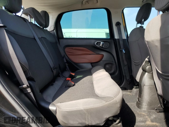 2014 FIAT 500L Trekking with VIN ZFBCFADH2EZ009533, listed as a Copart auction lot 43323265 with 126,887 mi miles and Salvage Title. Bid and sale history available at DreamBid. Image 11.