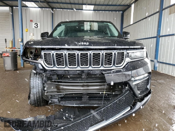 2024 Jeep Grand Cherokee Limited with VIN 1C4RJHBG4RC696595, listed as a Copart auction lot 53904275 with 32,636 mi miles and Salvage title. Bid and sale history available at DreamBid. Image 5.