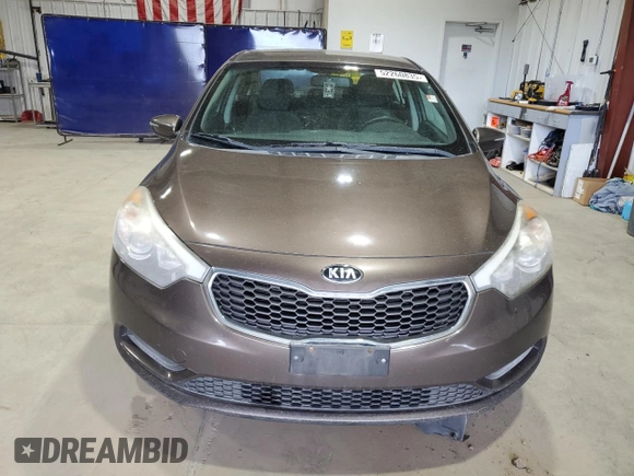 2014 Kia Forte LX with VIN KNAFX4A64E5232642, listed as a Copart auction lot 52260835 with 132,709 mi miles and Clean Title. Bid and sale history available at carsss.com. Image 5.