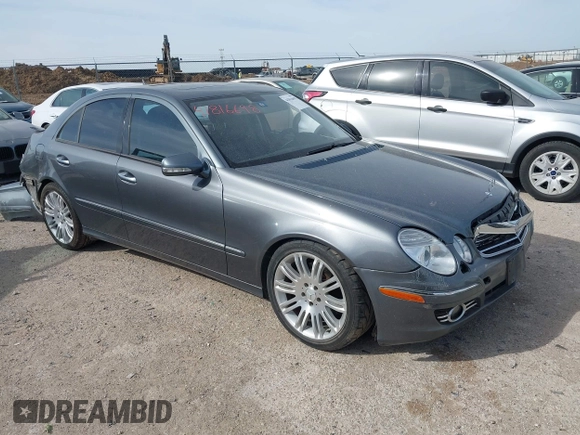 2008 Mercedes-Benz E-Class Luxury 3.5L with VIN WDBUF56X68B220680, listed as a IAAI auction lot 41816698 with 221,219 mi miles. Bid and sale history available at carsss.com. Image 1.