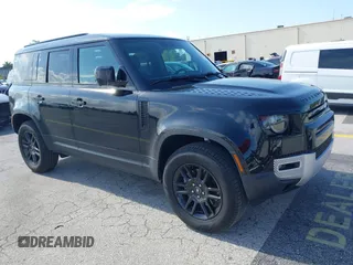 2025 Land Rover Defender S z VIN SALEJ7EX5S2391695, wystawiony jako IAAI lot #42346438 z przebiegiem 4926 mil mil oraz . Historia ofert i sprzedaży dostępna na DreamBid. Obrazek 1.
