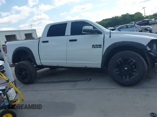 2018 Ram 1500 Express с VIN 1C6RR6KG9JS299835, выставлен на аукционе IAAI как лот 42028416 с пробегом 116 909 миль миль и . История ставок и продаж доступна на DreamBid. Изображение 13.
