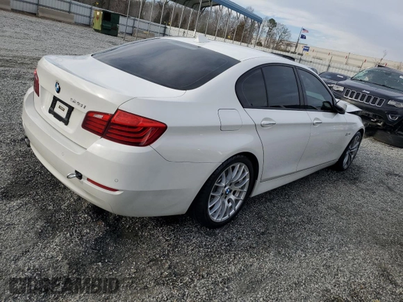 2016 BMW 5 Series 528i with VIN WBA5A5C54GG354481, listed as a Copart auction lot 46825145 with 104,165 mi miles and Salvage Title. Bid and sale history available at carsss.com. Image 3.