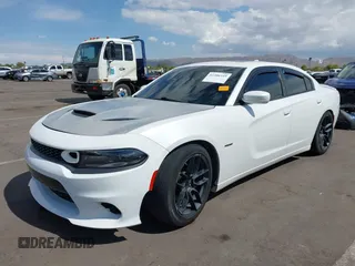 2015 Dodge Charger RT z VIN 2C3CDXCT4FH745861, wystawiony jako IAAI lot #42206349 z przebiegiem 136 061 mil mil oraz . Historia ofert i sprzedaży dostępna na DreamBid. Obrazek 2.