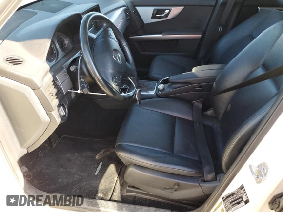 2011 Mercedes-Benz GLK 350 with VIN WDCGG5GB5BF569936, listed as a Copart auction lot 69092524 with 67,029 mi miles and Salvage Title. Bid and sale history available at DreamBid. Image 7.