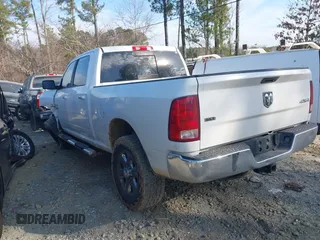 2016 Ram 2500 SLT with VIN 3C6UR5DL2GG132442, listed as a IAAI auction lot 41670645 with 405,051 mi miles. Bid and sale history available at carsss.com. Image 3.