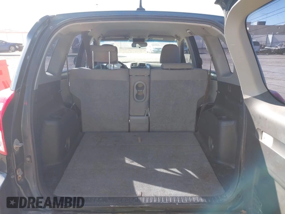 2009 Toyota RAV4 with VIN JTMZF33V79D002350, listed as a IAAI auction lot 41734617 with 268,166 mi miles and . Bid and sale history available at DreamBid. Image 17.