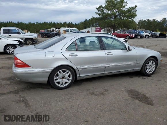 2003 Mercedes-Benz S-Class 4.3L with VIN WDBNG70JX3A334410, listed as a Copart auction lot 77460264 with 0 mi miles and Salvage Title. Bid and sale history available at carsss.com. Image 3.