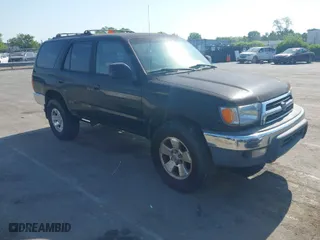 2000 Toyota 4Runner with VIN JT3GM84R0Y0055378, listed as a IAAI auction lot 42062404 with 327,746 mi miles. Bid and sale history available at carsss.com. Image 1.
