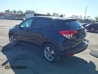 2021 Honda HR-V LX with VIN 3CZRU5H33MM726939, listed as a IAAI auction lot 41742626 with 52,086 mi miles. Bid and sale history available at carsss.com. Image 3.