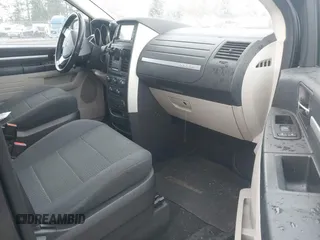 2009 Dodge Grand Caravan SXT with VIN 2D8HN54119R569142, listed as a IAAI auction lot 42000421 with 161,717 mi miles and . Bid and sale history available at DreamBid. Image 5.
