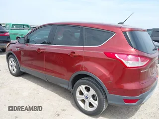 2014 Ford Escape SE with VIN 1FMCU0GX5EUA58458, listed as a IAAI auction lot 42057481 with 38,905 mi miles. Bid and sale history available at carsss.com. Image 3.