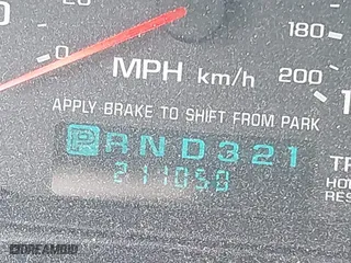 2005 Chevrolet Impala LS with VIN 2G1WH52K159367087, listed as a IAAI auction lot 41958197 with 211,050 mi miles. Bid and sale history available at carsss.com. Image 7.