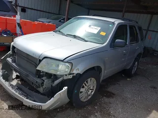 2006 Mercury Mariner Convenience with VIN 4M2YU56Z86KJ12563, listed as a IAAI auction lot 41817401 with 152,156 mi miles and . Bid and sale history available at DreamBid. Image 17.