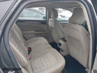 2019 Ford Fusion Hybrid SE with VIN 3FA6P0LU4KR119909, listed as a IAAI auction lot 41571270 with 125,446 mi miles. Bid and sale history available at carsss.com. Image 8.