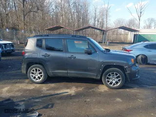 2019 Jeep Renegade Latitude with VIN ZACNJBBB3KPK42045, listed as a IAAI auction lot 41548217 with 124,506 mi miles. Bid and sale history available at carsss.com. Image 14.