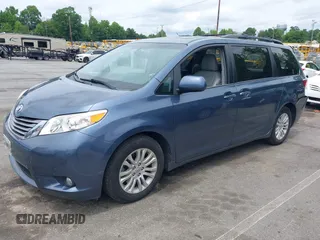 2015 Toyota Sienna XLE with VIN 5TDYK3DC3FS676919, listed as a IAAI auction lot 42475307 with 99,574 mi miles and . Bid and sale history available at DreamBid. Image 17.