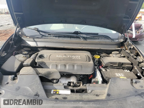 2016 Jeep Cherokee Sport z VIN 1C4PJLAB2GW257018, wystawiony jako Copart lot #55560405 z przebiegiem 97 105 mil mil oraz Szkoda całkowita • Salvage title. Historia ofert i sprzedaży dostępna na DreamBid. Obrazek 11.