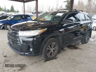 2018 Toyota Highlander LE with VIN 5TDBZRFHXJS805406, listed as a IAAI auction lot 41783455 with 146,388 mi miles and . Bid and sale history available at DreamBid. Image 17.