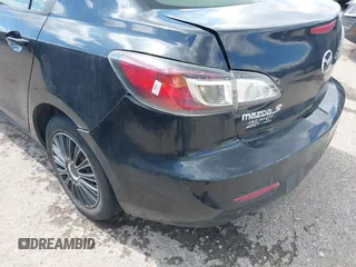 2013 Mazda 3 i Sport with VIN JM1BL1U75D1827604, listed as a IAAI auction lot 42240344 with 18,526 mi miles and . Bid and sale history available at DreamBid. Image 16.