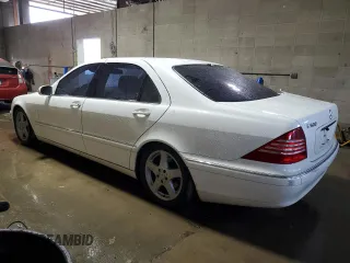 2006 Mercedes-Benz S 500 with VIN WDBNG75J56A482249, listed as a Copart auction lot 71941524 with 183,904 mi miles and Clean Title. Bid and sale history available at carsss.com. Image 2.