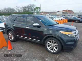 2014 Ford Explorer XLT with VIN 1FM5K7D80EGB07410, listed as a IAAI auction lot 41954378 with 194,485 mi miles and . Bid and sale history available at carsss.com. Image 13.