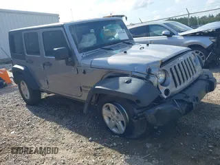 2018 Jeep Wrangler Unlimited Sport S с VIN 1C4HJWDG2JL929231, выставлен на аукционе IAAI как лот 42282904 с пробегом 150 362 миль миль и . История ставок и продаж доступна на DreamBid. Изображение 1.
