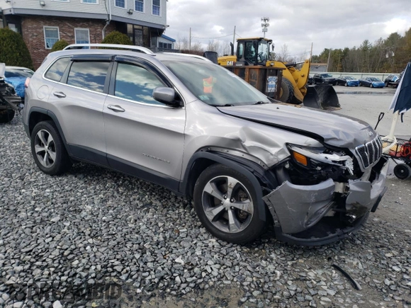 2019 Jeep Cherokee High Altitude с VIN 1C4PJMDX6KD246055, выставлен на аукционе Copart как лот 52301765 с пробегом 123 271 миль миль и Списание • Salvage title. История ставок и продаж доступна на DreamBid. Изображение 4.