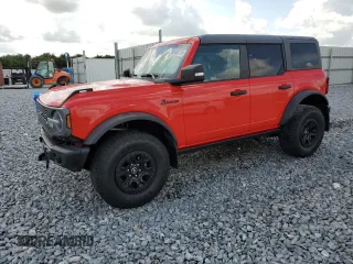 2023 Ford Bronco z VIN 1FMEE5DP4PLB13904, wystawiony jako Copart lot #56490175 z przebiegiem 29 141 mil mil oraz Szkoda całkowita • Salvage title. Historia ofert i sprzedaży dostępna na DreamBid. Obrazek 1.