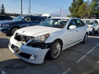 2014 Hyundai Equus Ultimate z VIN KMHGH4JH8EU089654, wystawiony jako Copart lot #87965675 z przebiegiem 128 083 mil mil oraz Tytuł czysty. Historia ofert i sprzedaży dostępna na DreamBid. Obrazek 1.