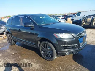 2015 Audi Q7 3.0T Premium Plus with VIN WA1LGAFE7FD030433, listed as a IAAI auction lot 41860767 with 37,592 mi miles. Bid and sale history available at carsss.com. Image 1.