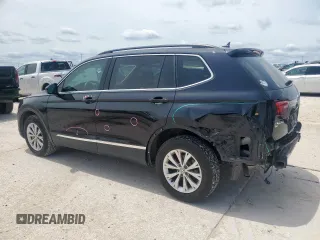 2018 Volkswagen Tiguan SEL with VIN 3VV2B7AX6JM017523, listed as a Copart auction lot 56386545 with 42,620 mi miles and Salvage title. Bid and sale history available at DreamBid. Image 2.