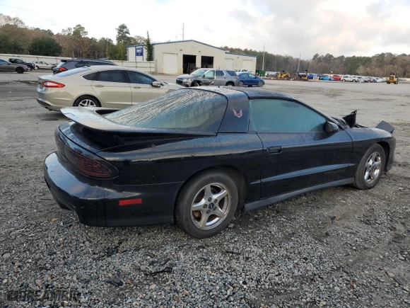 1996 Pontiac Firebird Formula with VIN 2G2FV22PXT2231920, listed as a Copart auction lot 85887014 with 0 miles and Salvage Title. Bid and sale history available at carsss.com. Image 3.