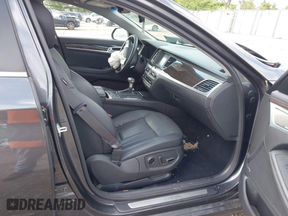 2018 Genesis G80 3.8L с VIN KMHGN4JE6JU255808, выставлен на аукционе IAAI как лот 42348710 с пробегом Не указан миль и . История ставок и продаж доступна на DreamBid. Изображение 5.