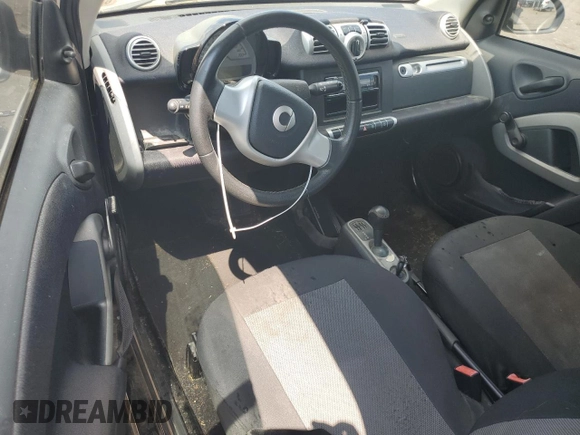 2015 Smart fortwo Passion with VIN WMEEJ3BA6FK819930, listed as a Copart auction lot 64722495 with 106,124 mi miles and Clean title. Bid and sale history available at DreamBid. Image 8.